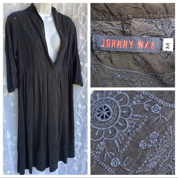 Johnny Was Dresses & Skirts - Johnny Was• Deep V Embroidered Empire Waist Dress